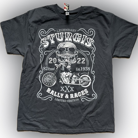 🔥NEW🔥 2022 Sturgis Rally & Rags Tshirt - Picture 1 of 4